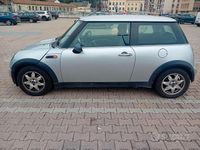 Usata Mini ONE 90 CV (66 kW) 2001 Grigio Utilitaria