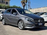 Usata Mercedes B180 Premium 109 CV (80 kW) 2016 Grigio Utilitaria