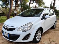 Usata Opel Corsa 86 CV (63 kW) 2013 Bianco Berlina