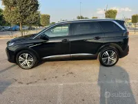 Usata Peugeot 5008 Allure 131 CV (96 kW) 2021 Nero SUV