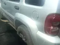 Usata Jeep Cherokee 163 CV (119 kW) 2005 Grigio SUV