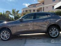 Usata Maserati Levante GranLusso 250 CV (183 kW) 2018 Grigio SUV