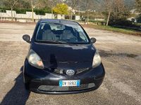 Usata Toyota Aygo 67 CV (49 kW) 2008 Grigio Utilitaria