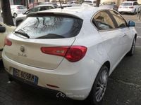 Usata Alfa Romeo Giulietta Distinctive 170 CV (125 kW) 2010 Bianco Utilitaria