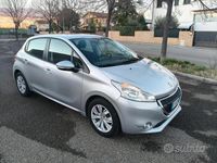 Usata Peugeot 208 82 CV (60 kW) 2014 Grigio Utilitaria