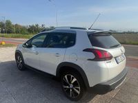 Usata Peugeot 2008 Allure 110 CV (80 kW) 2018 Bianco SUV