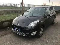 Usata Renault Scenic E-Tech 130 CV (95 kW) 2011 Nero Monovolume