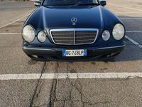 Usata Mercedes E200 Elegance 186 CV (136 kW) 2000 Berlina