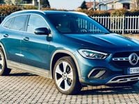 Usata Mercedes GLA250 160 CV (117 kW) 2020 Blu/azzurro SUV