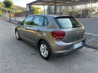 Usata VW Polo S 80 CV (58 kW) 2020 Marrone Utilitaria