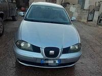 Usata Seat Ibiza 101 CV (74 kW) 2004 Grigio Berlina