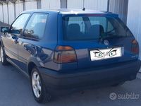 Usata VW Golf III 54 CV (39 kW) 1994 Blu Utilitaria