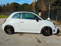 Usata Abarth 595C 165 CV (121 kW) 2022 Grigio Cabrio