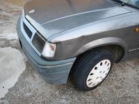 Usata Opel Corsa 54 CV (39 kW) 1993 Marrone Berlina