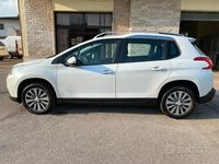 Usata Peugeot 2008 Allure 92 CV (67 kW) 2014 Bianco SUV