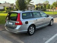 Usata Volvo V70 Summum 185 CV (136 kW) 2008 Grigio Station wagon