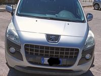 Usata Peugeot 3008 2013 Grigio Monovolume