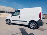 Usata Fiat Doblò 104 CV (76 kW) 2021 Bianco Monovolume