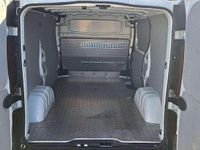 Usata Renault Trafic 121 CV (88 kW) 2019 Bianco pastello Monovolume