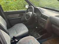 Usata Peugeot 106 1997 Utilitaria