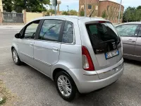 Usata Lancia Musa Gold 95 CV (69 kW) 2012 Grigio Monovolume