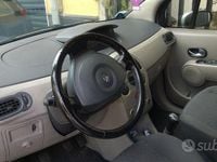 Usata Renault Modus 82 CV (60 kW) 2004 Monovolume