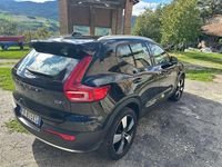 Usata Volvo XC40 Momentum 150 CV (110 kW) 2019 Nero SUV