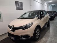 Usata Renault Captur Zen 90 CV (66 kW) 2017 Beige SUV
