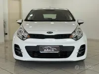 Usata Kia Rio 75 CV (55 kW) 2016 Bianco Utilitaria