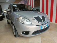 Usata Lancia Ypsilon 75 CV (55 kW) 2009 Grigio Utilitaria
