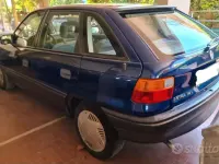 Usata Opel Astra 60 CV (44 kW) 1993 Bluazzurro Berlina
