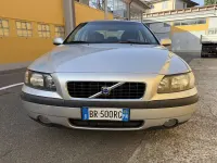 Usata Volvo S60 170 CV (125 kW) 2001 Grigio Berlina
