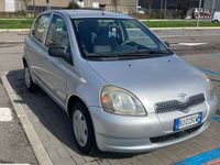 usata Toyota Yaris 5p 1.0