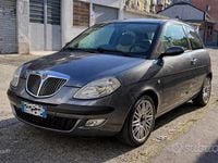 Usata Lancia Ypsilon 2004 Grigio Utilitaria
