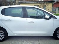Usata Peugeot 208 Active 75 CV (55 kW) 2017 Bianco Utilitaria
