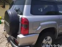 Usata Nissan Patrol 160 CV (117 kW) 2006 Argento SUV