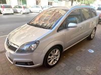 usata Opel Zafira Zafira1.9 cdti Cosmo 120cv