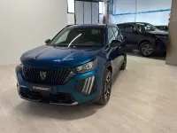 Usata Peugeot 2008 Allure 101 CV (74 kW) 2025 Blu/azzurro SUV
