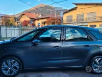 Begagnad Citroën C4 Picasso Exclusive 120 HK (88 kW) 2016 Grå Minibuss