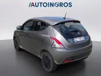 Usata Lancia Ypsilon Silver 69 CV (50 kW) 2020 Grigio Utilitaria