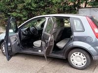 Usata Ford Fiesta Ambiente 68 CV (50 kW) 2003 Utilitaria