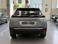 Usata Peugeot 2008 Allure 102 CV (75 kW) 2025 Argento SUV