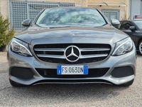 Usata Mercedes C220 194 CV (142 kW) 2018 Grigio montagna Berlina