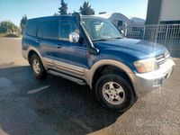 Usata Mitsubishi Pajero 165 CV (121 kW) 2000 Blu SUV