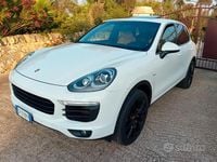 Usata Porsche Cayenne 250 CV (183 kW) 2015 Bianco SUV