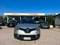 Usata Renault Captur Intens 90 CV (66 kW) 2015 Grigio SUV