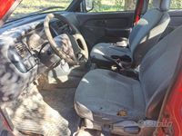 Usata Mitsubishi L200 100 CV (73 kW) 1997 Rosso Pick-up