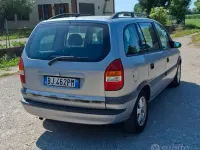 Usata Opel Zafira 82 CV (60 kW) 2000 Monovolume
