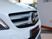 Usata Mercedes B200 Premium 136 CV (100 kW) 2012 Bianco Utilitaria