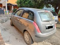 Gebraucht Lancia Ypsilon 70 PS (51 kW) 2004 Grau Kleinwagen